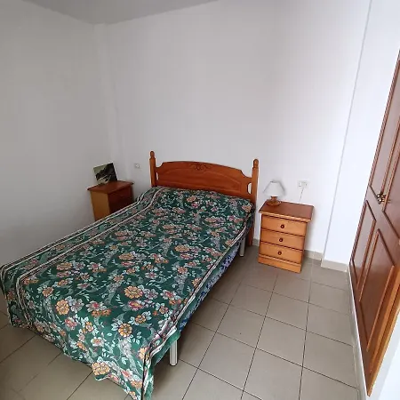 Puerta 5 Apartment